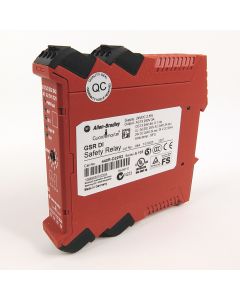 Guardmaster Dual Input Safety Relay (DI), 2 Dual Channel Universal Inputs, 1 N.C. Solid State Auxiliary Output